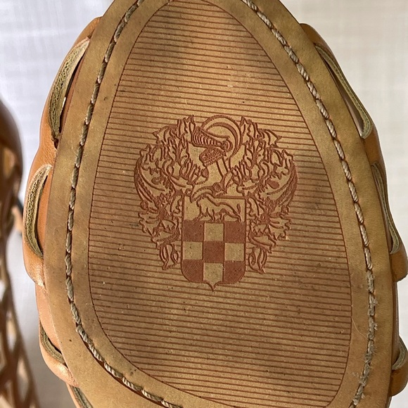 Vince Camuto tan scalloped peep toe stilettos - Picture 13 of 13